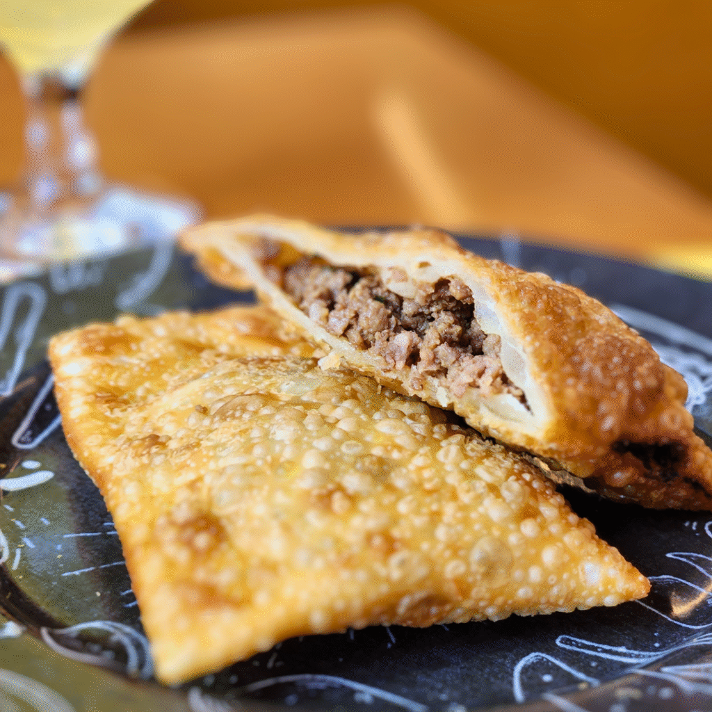 Pastel salgado na Padaria Planalto São Carlos